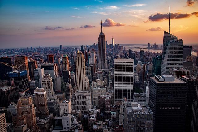 Ultimate New York Travel Guide: Explore Iconic Landmarks, Hidden Gems, and Local Experiences